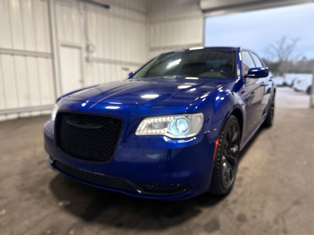 2019 Chrysler 300 Touring 2019 Chrysler 300 Touring
