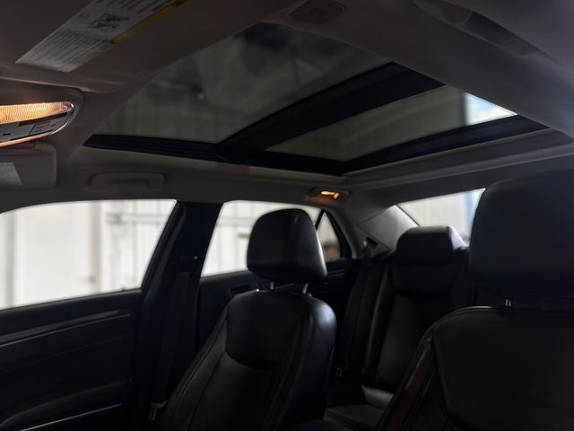 2019 Chrysler 300 Touring | Houston, TX | Texas Star Motors