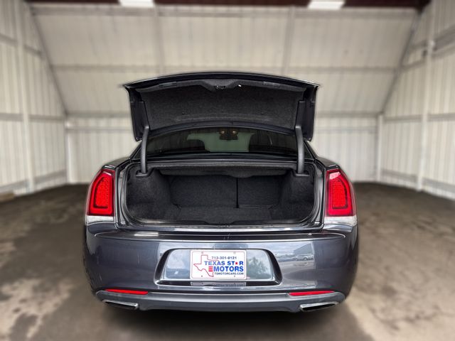 2019 Chrysler 300 Touring | Houston, TX | Texas Star Motors