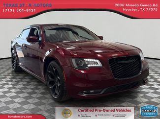 2019 Chrysler 300 S | Houston, TX | Texas Star Motors
