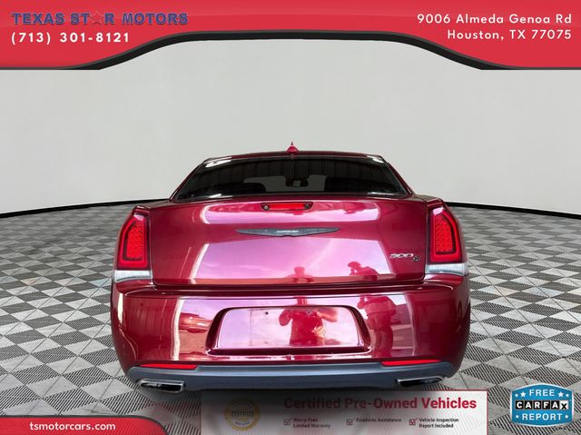 2019 Chrysler 300 S | Houston, TX | Texas Star Motors