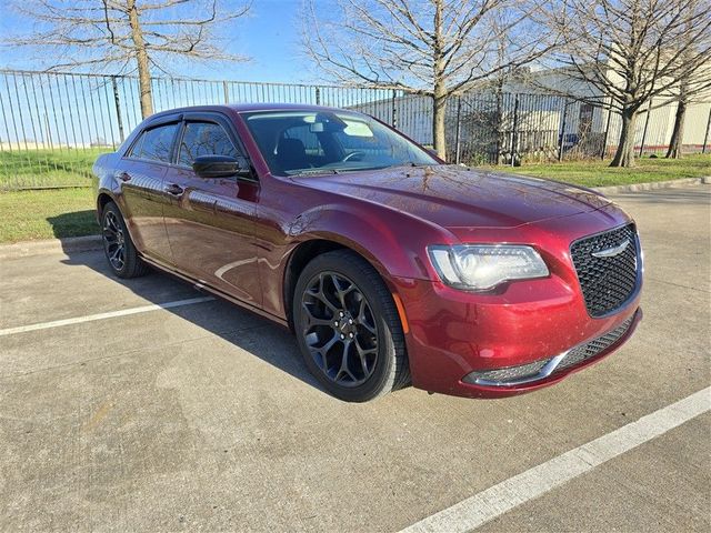 2019 Chrysler 300 Touring 2019 Chrysler 300 Touring