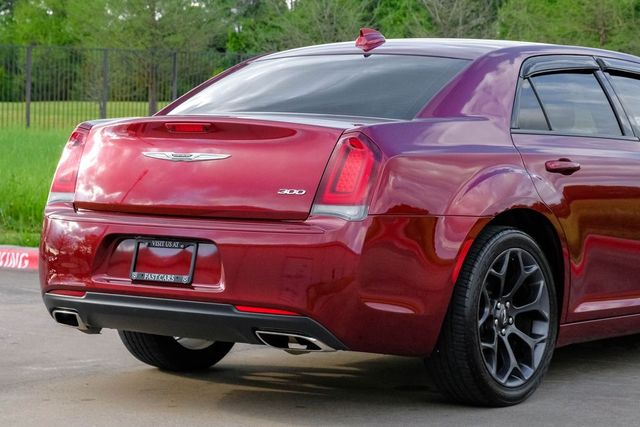 2019 Chrysler 300 Touring
