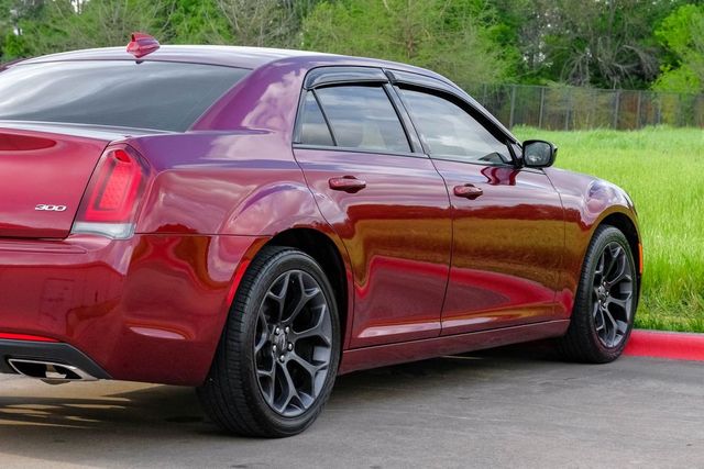 2019 Chrysler 300 Touring 2019 Chrysler 300 Touring