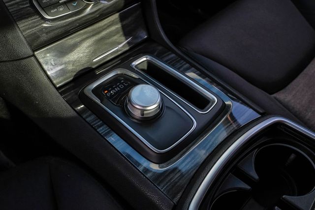 2019 Chrysler 300 Touring