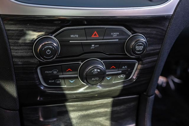 2019 Chrysler 300 Touring 2019 Chrysler 300 Touring