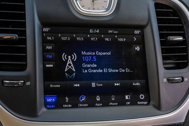 2019 Chrysler 300 Touring 2019 Chrysler 300 Touring