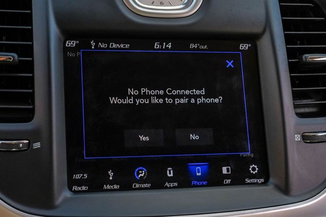 2019 Chrysler 300 Touring 2019 Chrysler 300 Touring