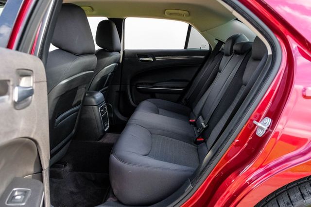 2019 Chrysler 300 Touring