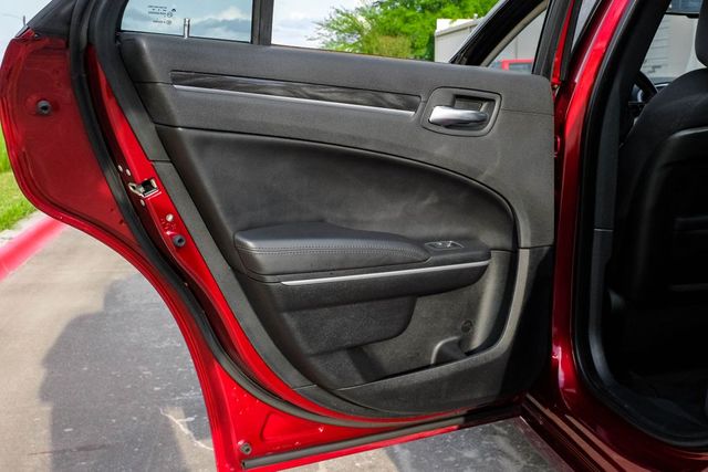 2019 Chrysler 300 Touring