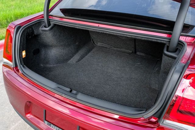 2019 Chrysler 300 Touring 2019 Chrysler 300 Touring