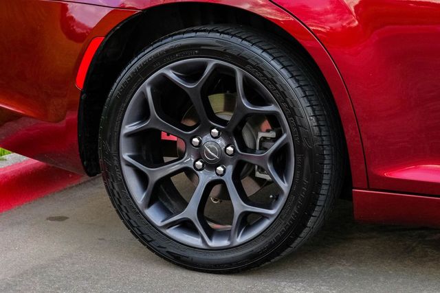 2019 Chrysler 300 Touring 2019 Chrysler 300 Touring