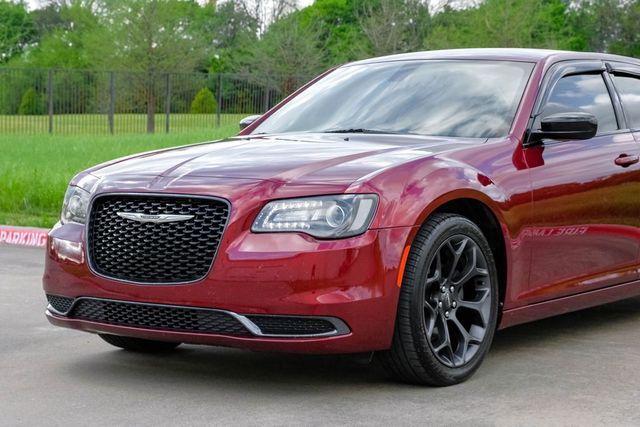 2019 Chrysler 300 Touring