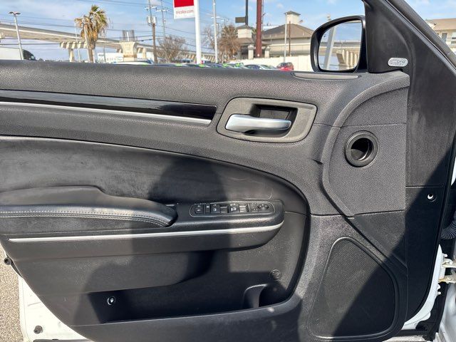 2019 Chrysler 300 S | San Antonio, TX | Clear Choice Automotive South