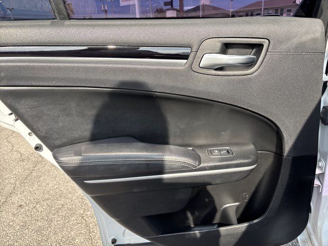 2019 Chrysler 300 S | San Antonio, TX | Clear Choice Automotive South