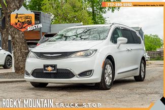 2019 Chrysler Pacifica Touring L / LOADED / LUXURY / ALWAYS TEXAS OWNED | Austin, TX | Rocky Mountain Truck Stop Austin