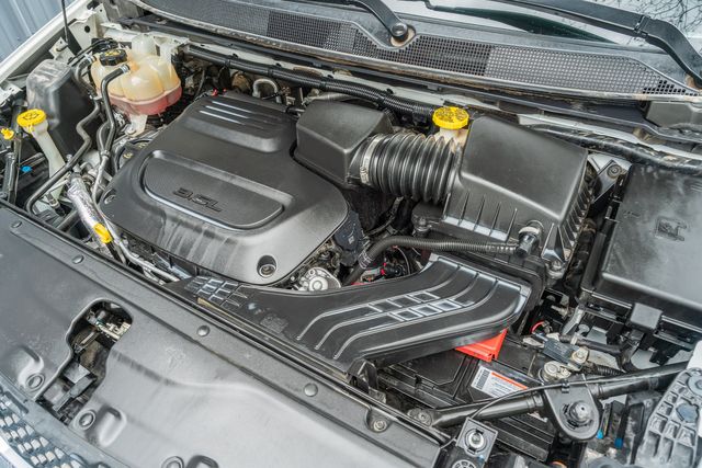 2019 Chrysler Pacifica Touring L / LOADED / LUXURY / ALWAYS TEXAS OWNED | Austin, TX | Rocky Mountain Truck Stop Austin