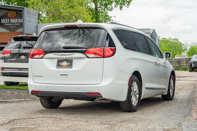 2019 Chrysler Pacifica Touring L / LOADED / LUXURY / ALWAYS TEXAS OWNED | Austin, TX | Rocky Mountain Truck Stop Austin