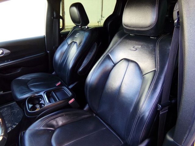 2019 Chrysler Pacifica TOURING L | Gonzales, TX | West Motors 2019 Chrysler Pacifica TOURING L | Gonzales, TX | West Motors