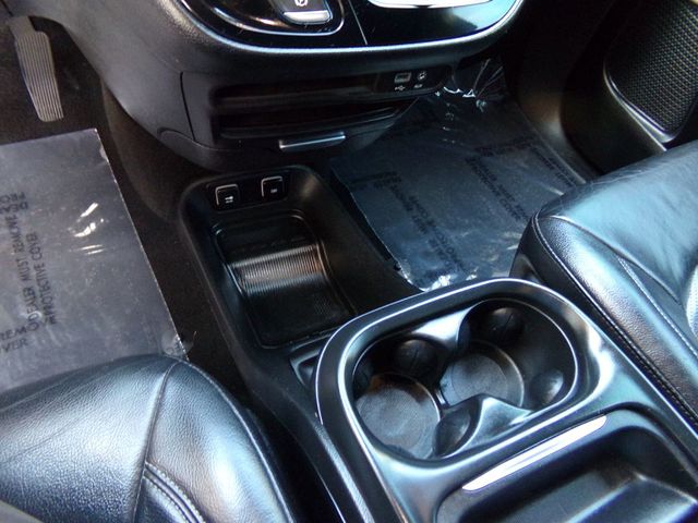 2019 Chrysler Pacifica TOURING L | Gonzales, TX | West Motors