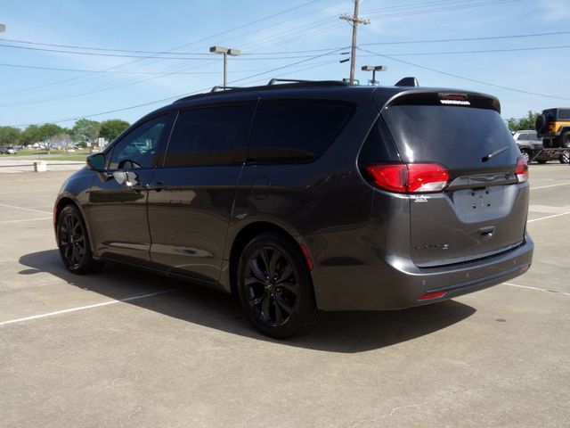 2019 Chrysler Pacifica TOURING L | Gonzales, TX | West Motors