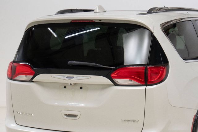 2019 Chrysler Pacifica Limited 4dr Mini Van | Houston, TX | Houston Auto Credit 2019 Chrysler Pacifica Limited 4dr Mini Van | Houston, TX | Houston Auto Credit