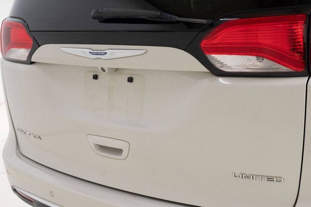 2019 Chrysler Pacifica Limited 4dr Mini Van | Houston, TX | Houston Auto Credit 2019 Chrysler Pacifica Limited 4dr Mini Van | Houston, TX | Houston Auto Credit