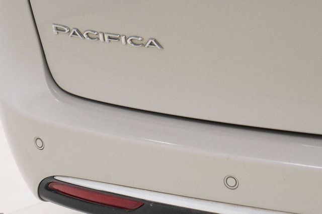 2019 Chrysler Pacifica Limited 4dr Mini Van | Houston, TX | Houston Auto Credit 2019 Chrysler Pacifica Limited 4dr Mini Van | Houston, TX | Houston Auto Credit