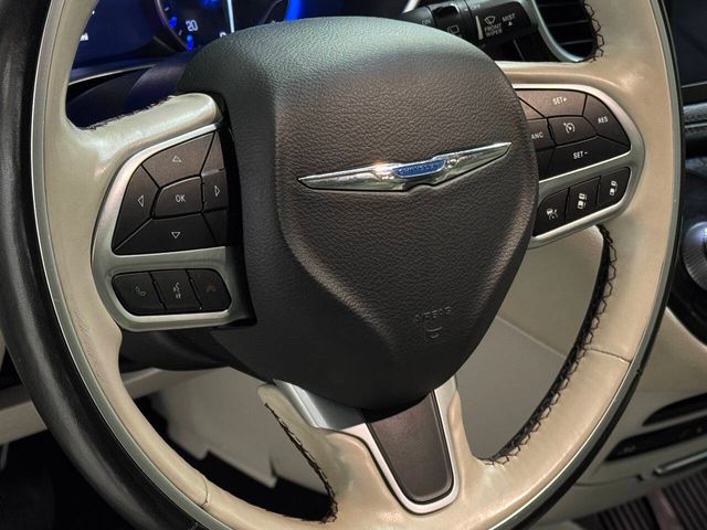 2019 Chrysler Pacifica Limited 4dr Mini Van | Houston, TX | Houston Auto Credit 2019 Chrysler Pacifica Limited 4dr Mini Van | Houston, TX | Houston Auto Credit