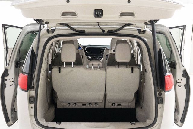 2019 Chrysler Pacifica Limited 4dr Mini Van | Houston, TX | Houston Auto Credit 2019 Chrysler Pacifica Limited 4dr Mini Van | Houston, TX | Houston Auto Credit