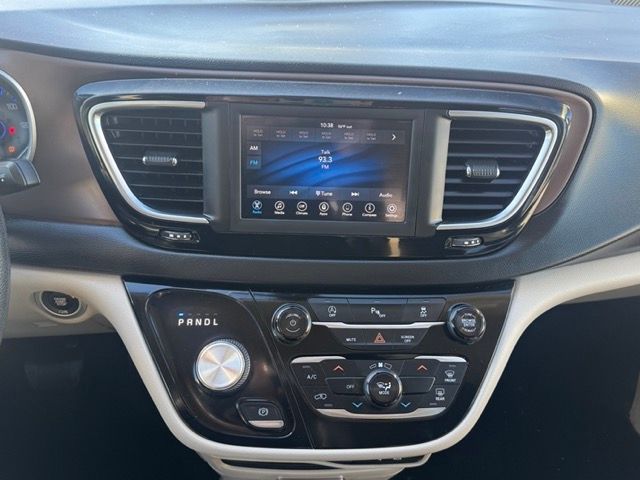 2019 Chrysler Pacifica LX | Plano, TX | Schneck Motor Company 2019 Chrysler Pacifica LX | Plano, TX | Schneck Motor Company