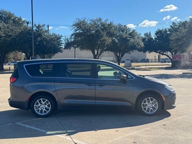 2019 Chrysler Pacifica LX | Plano, TX | Schneck Motor Company