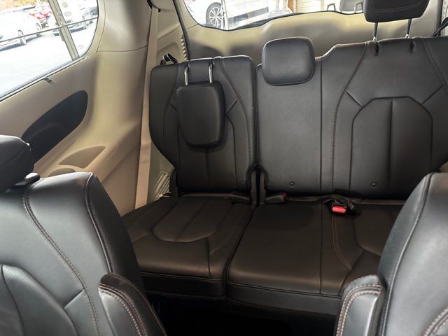 2019 Chrysler Pacifica Touring L | Rome, GA | Knight's Car Store 2019 Chrysler Pacifica Touring L | Rome, GA | Knight's Car Store