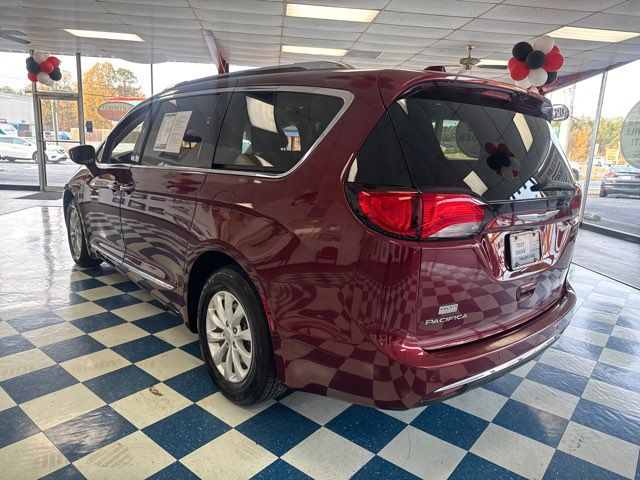 2019 Chrysler Pacifica Touring L | Rome, GA | Knight's Car Store 2019 Chrysler Pacifica Touring L | Rome, GA | Knight's Car Store