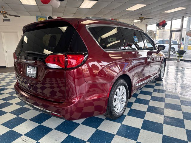 2019 Chrysler Pacifica Touring L | Rome, GA | Knight's Car Store 2019 Chrysler Pacifica Touring L | Rome, GA | Knight's Car Store