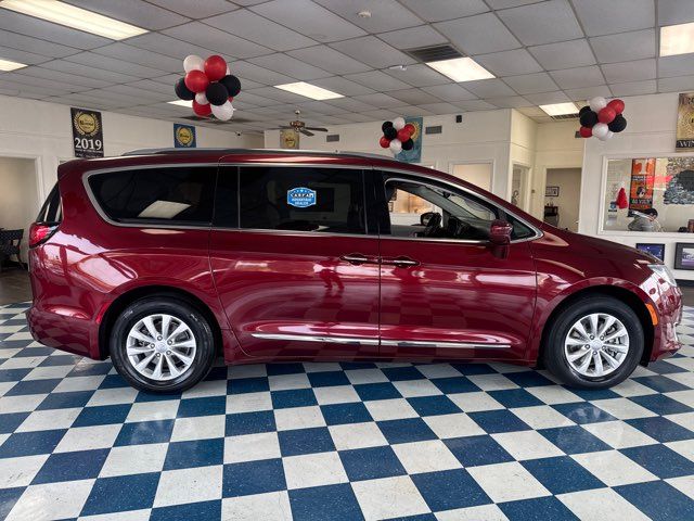 2019 Chrysler Pacifica Touring L | Rome, GA | Knight's Car Store 2019 Chrysler Pacifica Touring L | Rome, GA | Knight's Car Store