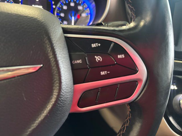 2019 Chrysler Pacifica Touring L | Rome, GA | Knight's Car Store 2019 Chrysler Pacifica Touring L | Rome, GA | Knight's Car Store