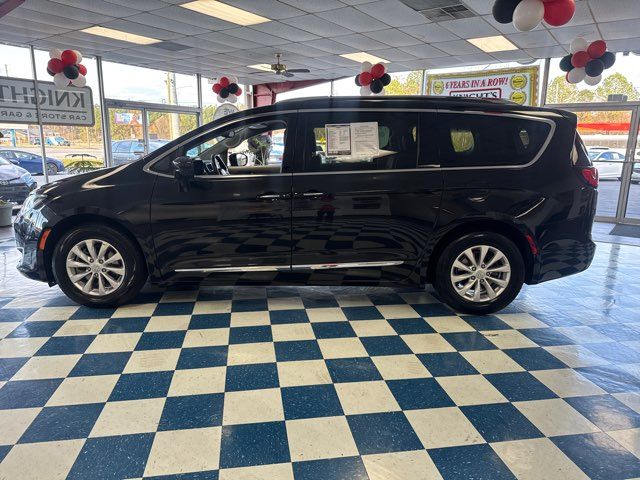 2019 Chrysler Pacifica Touring L | Rome, GA | Knight's Car Store 2019 Chrysler Pacifica Touring L | Rome, GA | Knight's Car Store
