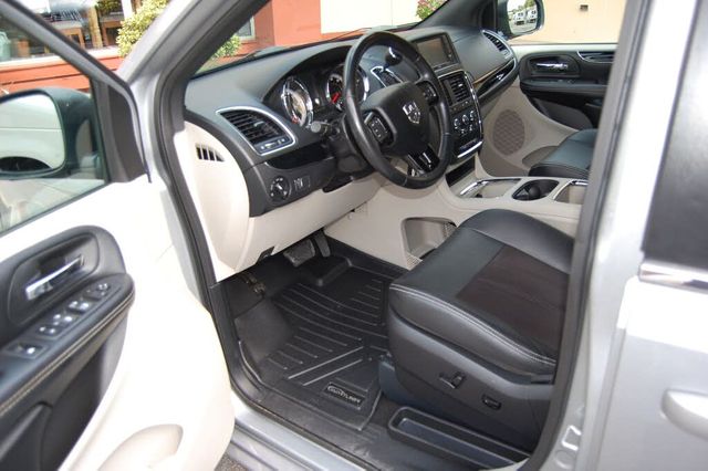 2019 Dodge Grand Caravan SXT W/LIFT | Charlotte, North Carolina | ADVENTURE VANS 2019 Dodge Grand Caravan SXT W/LIFT | Charlotte, North Carolina | ADVENTURE VANS