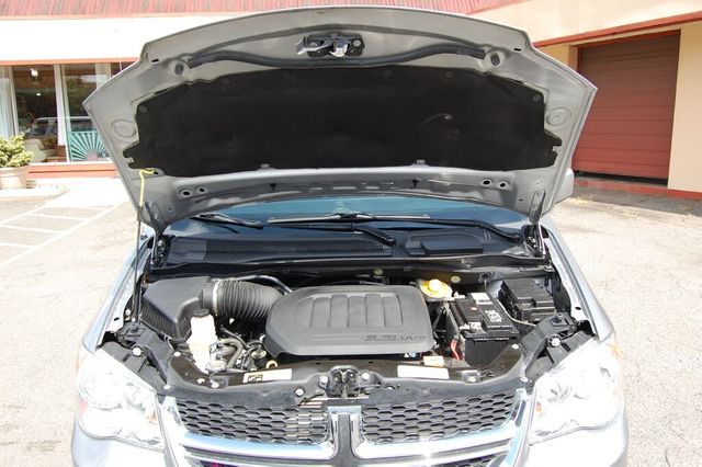 2019 Dodge Grand Caravan SXT W/LIFT | Charlotte, North Carolina | ADVENTURE VANS 2019 Dodge Grand Caravan SXT W/LIFT | Charlotte, North Carolina | ADVENTURE VANS