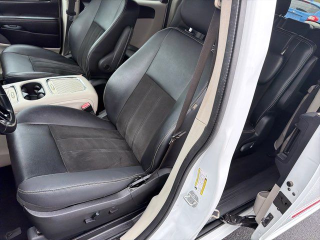 2019 Dodge Grand Caravan SXT 35th Anniversary Edition