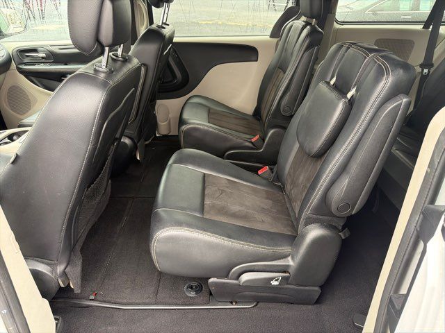 2019 Dodge Grand Caravan SXT 35th Anniversary Edition