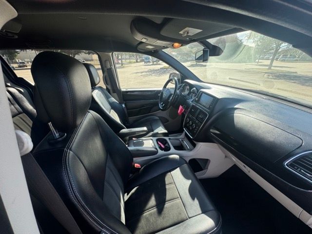 2019 Dodge Grand Caravan SXT | Plano, TX | Schneck Motor Company 2019 Dodge Grand Caravan SXT | Plano, TX | Schneck Motor Company