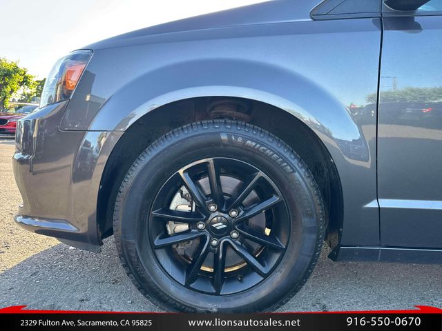 2019 Dodge Grand Caravan GT Super Clean