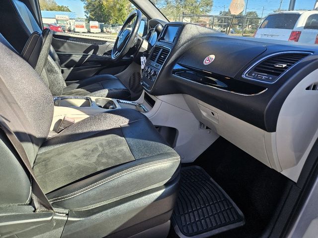 2019 Dodge Grand Caravan SXT Wheelchair Van Handicap Ramp Van