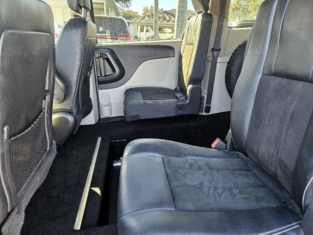 2019 Dodge Grand Caravan SXT Wheelchair Van Handicap Ramp Van