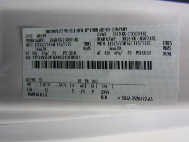 2019 Ford E350 14' Box Truck with Lift Gate 2019 Ford E350 14' Box Truck with Lift Gate