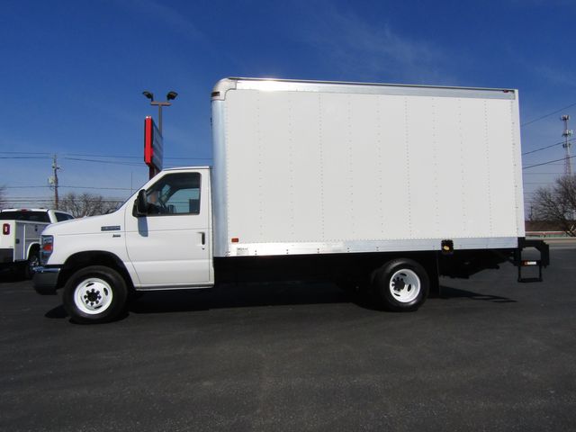 2019 Ford E350 14' Box Truck with Lift Gate 2019 Ford E350 14' Box Truck with Lift Gate