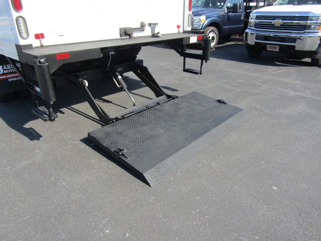 2019 Ford E350 14' Box Truck with Lift Gate 2019 Ford E350 14' Box Truck with Lift Gate