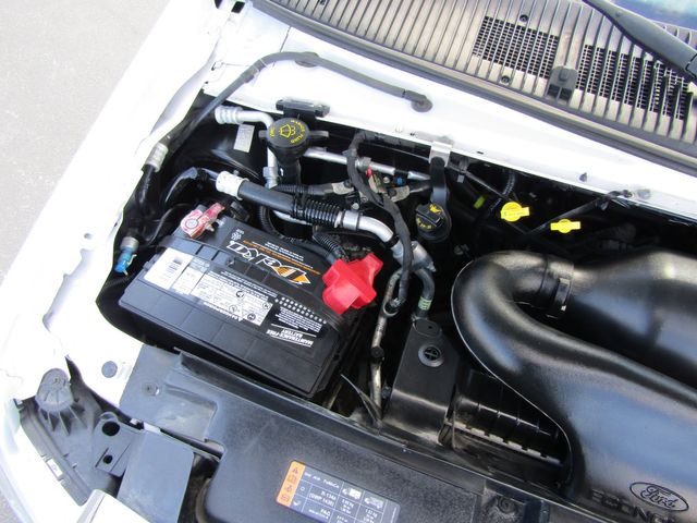 2019 Ford E350 14' Box Truck with Lift Gate